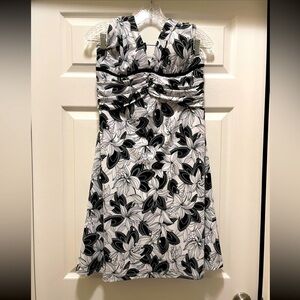 White House Black Market Floral Print V Neck Halter Dress Size 8